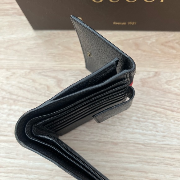 Gucci Vintage monogram withGG logo design Bi-fold wallet in excellent condition - Picture 10 of 10
